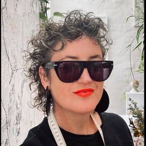 Meet your Posher, Edwina